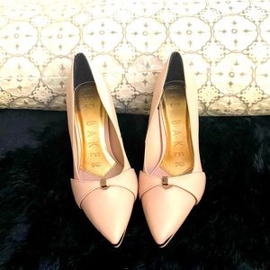 Ted Baker size 38 leather pink heels with gold